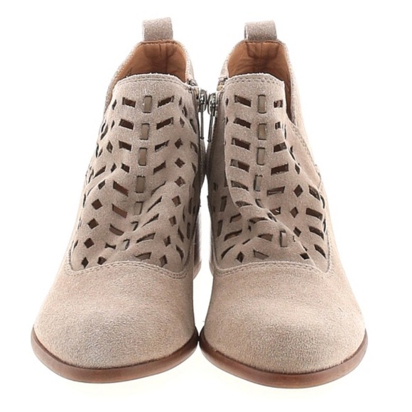 FRANCO SARTO RORY Tan Suede laser cut ankle boots Size 7 booties - Picture 5 of 15